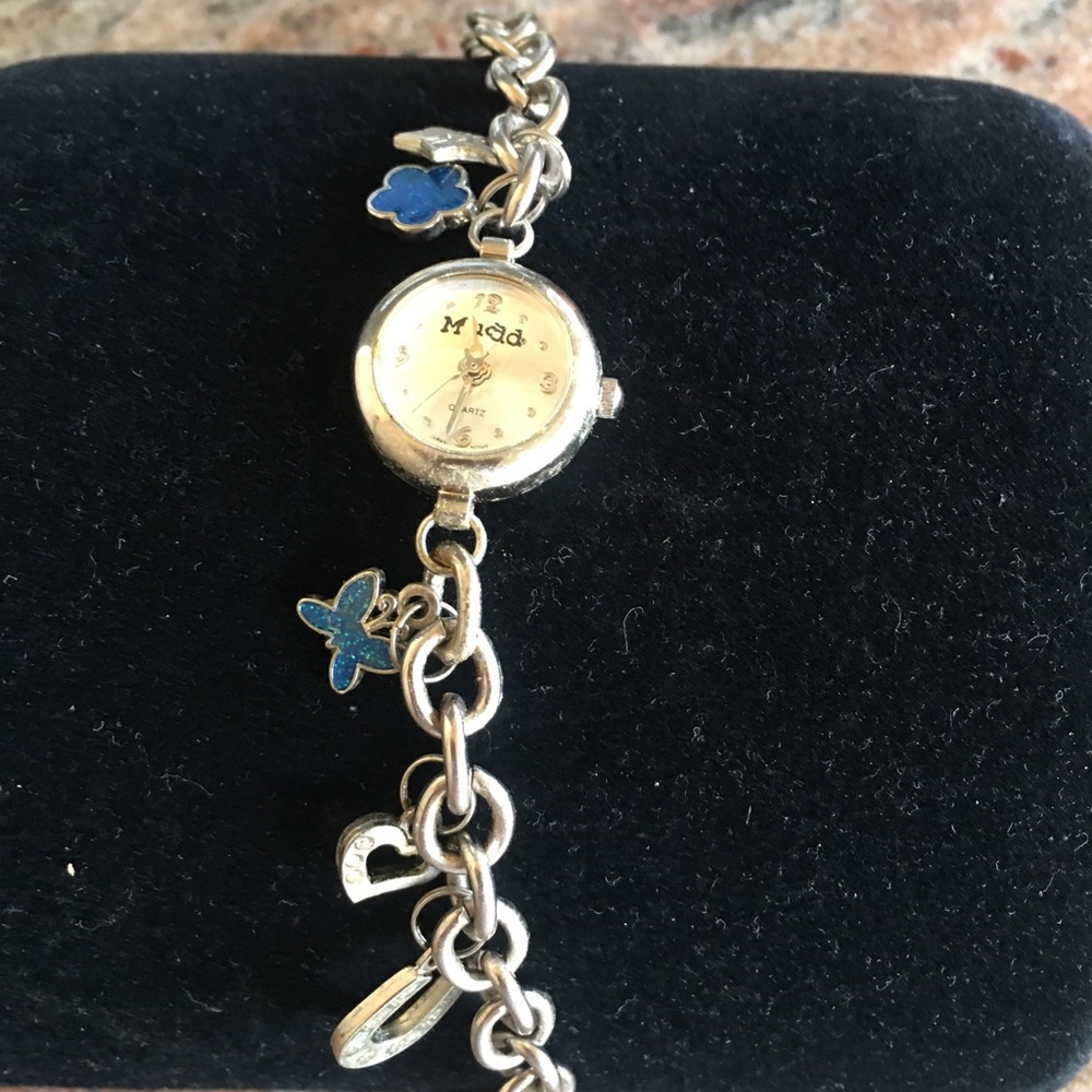 Cute Mudd charm watch